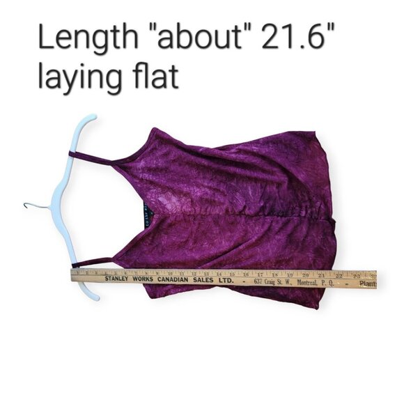 Vintage Y2K 90s Deadstock Rave Burgundy crinkle tank top size M - Picture 7 of 9